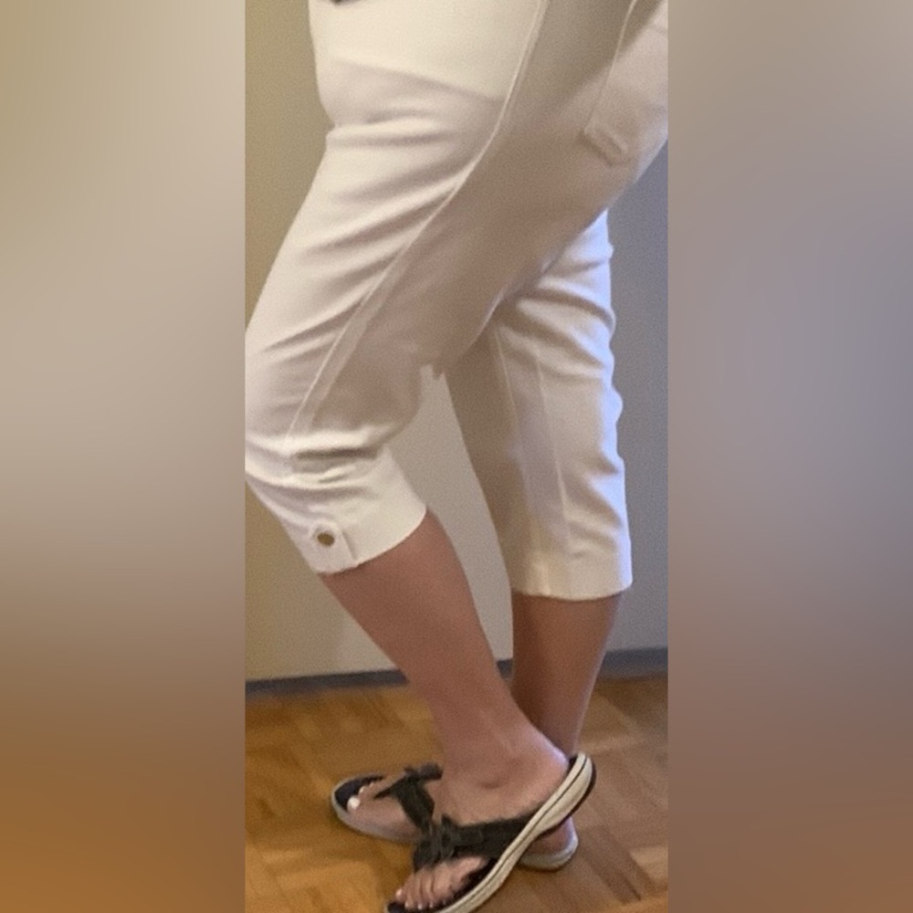 Women's White Cropped Pants
